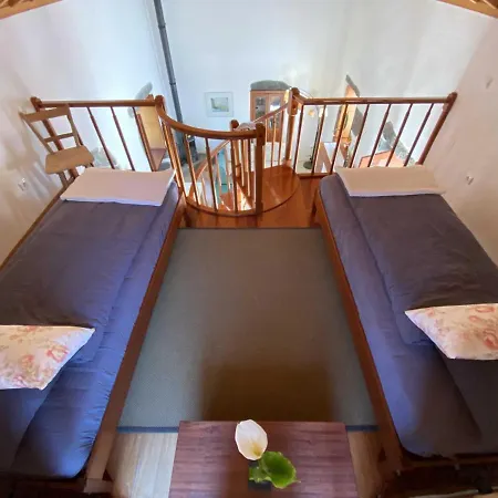 Quinta Perpetua, Casa Corvo Nyaraló