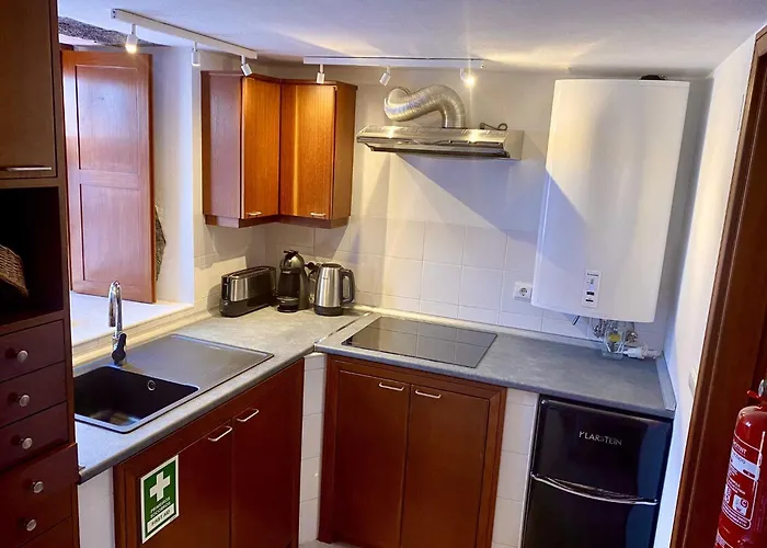 Quinta Perpetua, Casa Corvo Alto do Sul